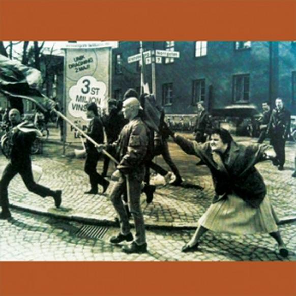 Handbagging Nazis